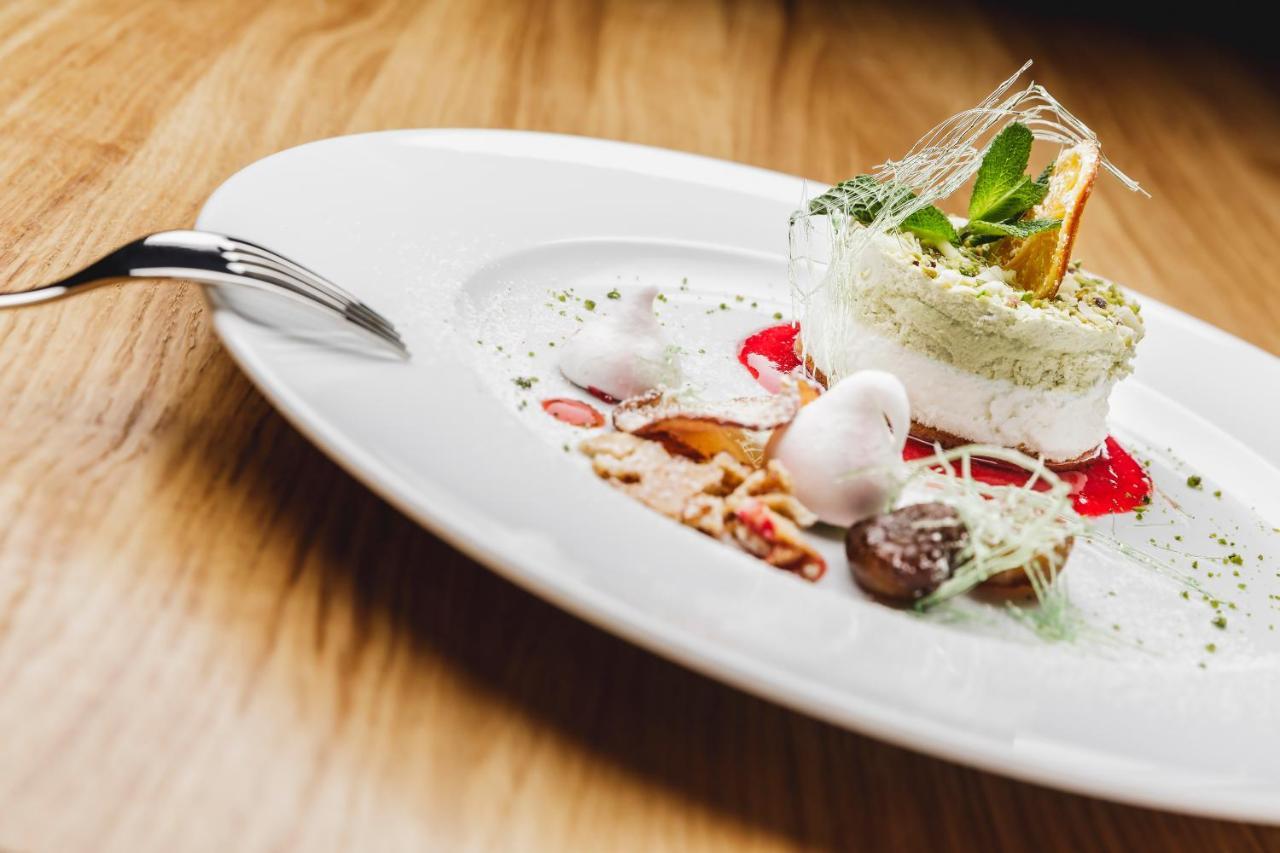 Krumers Alpin - Your Mountain Oasis Seefeld in Tirol